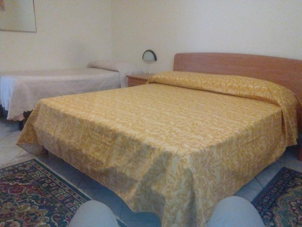 Raggio Di Sole Bed & Breakfast เรนเด ภายนอก รูปภาพ
