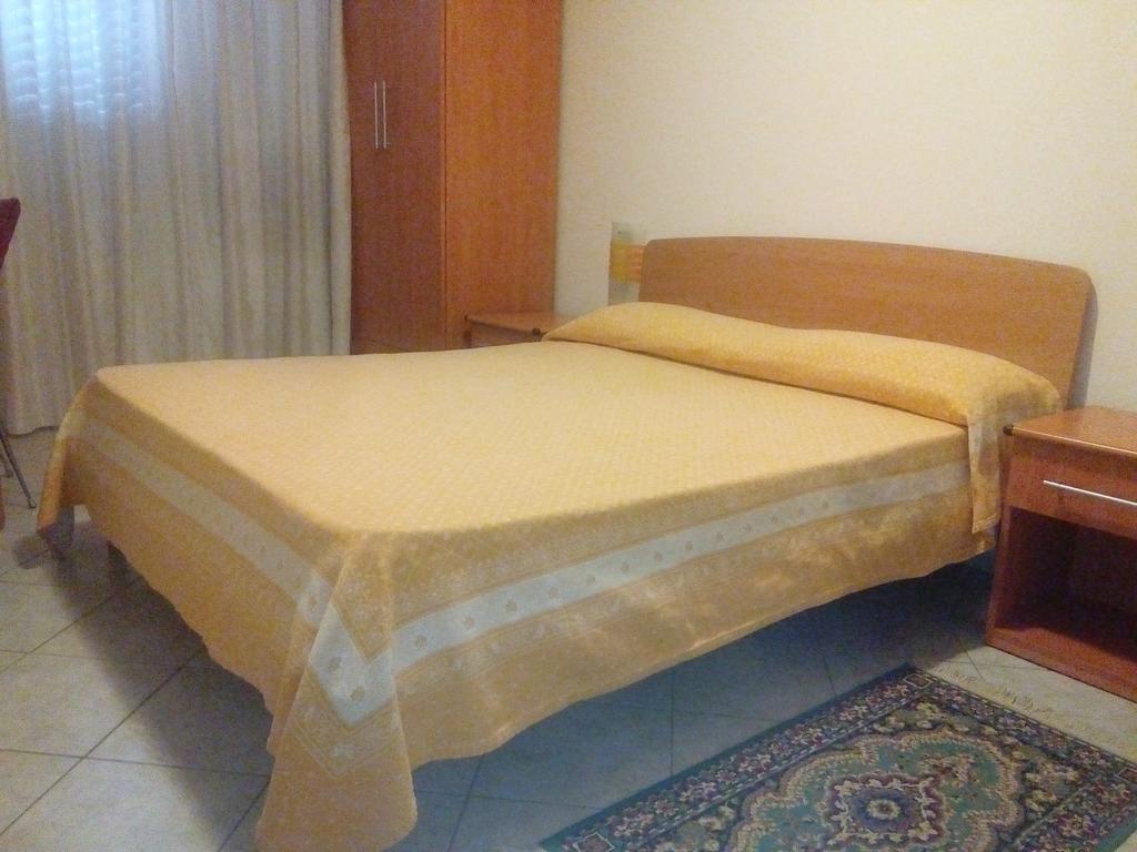 Raggio Di Sole Bed & Breakfast เรนเด ภายนอก รูปภาพ